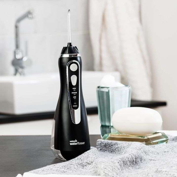 18810-2-waterpik-waterpik-water-flosser-cordless-advanced-hydropulseur-brossettes-interdentaires-e-1.jpg